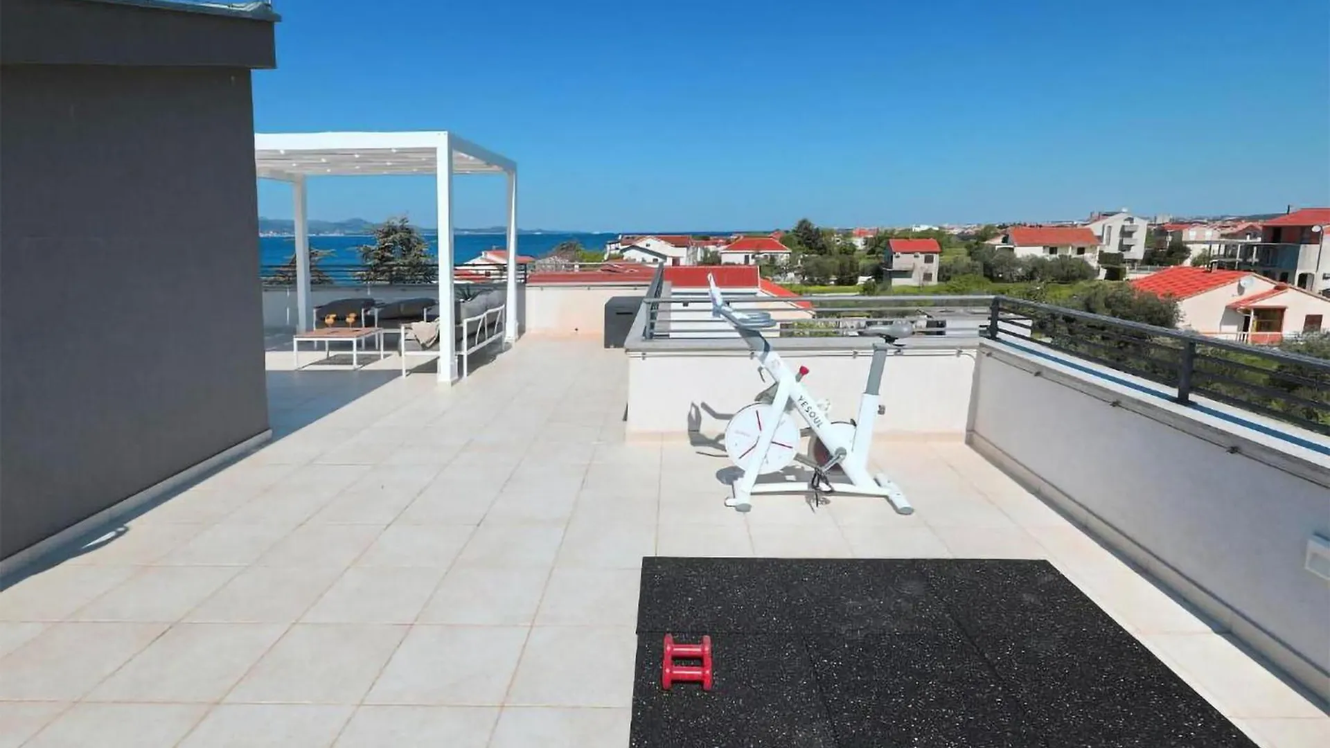 Awesome Apartment In Bibinje With Wifi 0*,